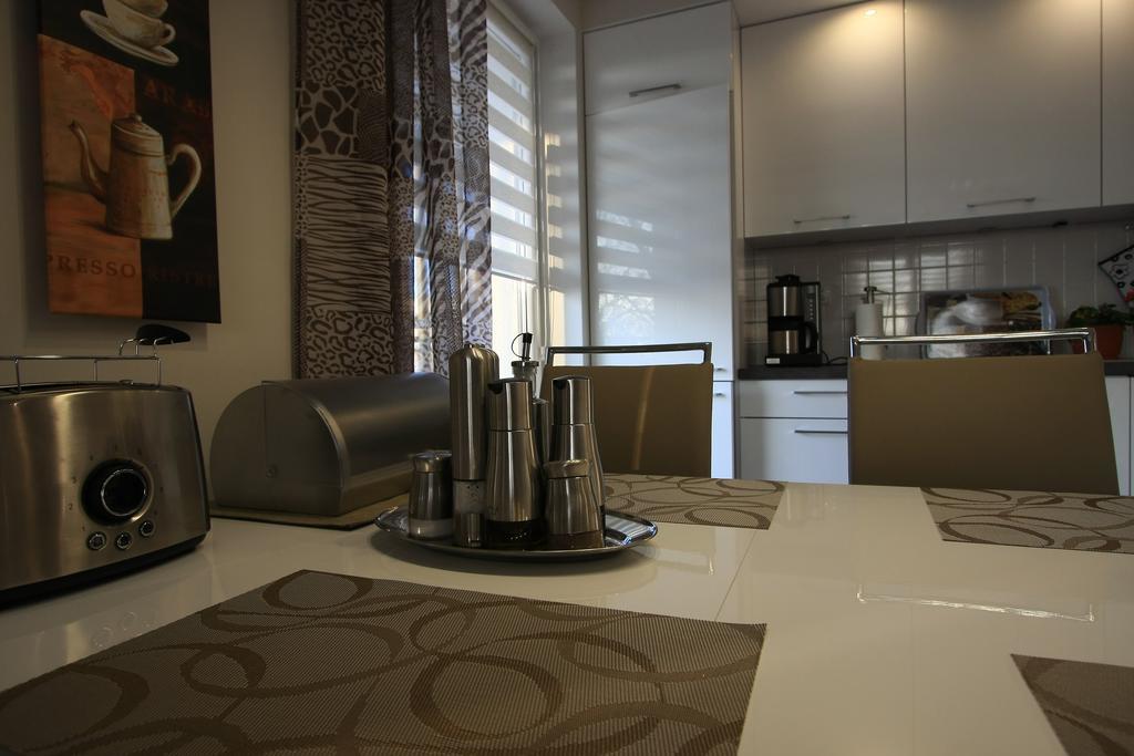 אוסטרוני מורסקי Apartament Deluxe מראה חיצוני תמונה